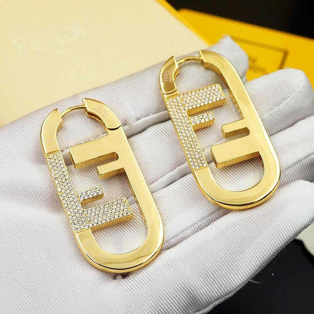 Fendi O’Lock Single Earring - DesignerGu