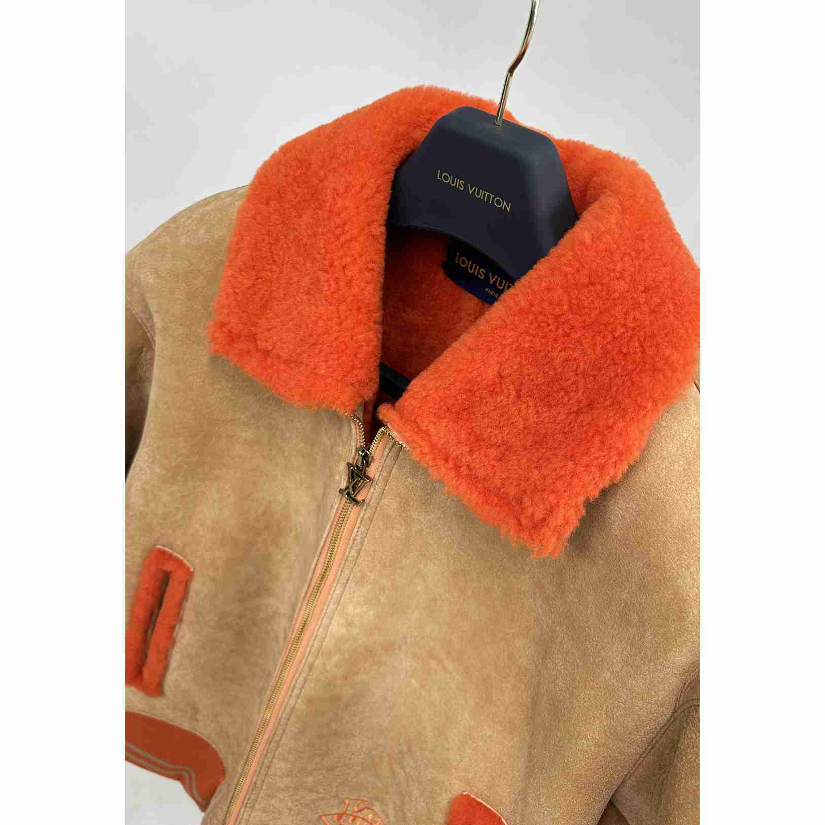 Louis Vuitton Shearling College Blouson - DesignerGu