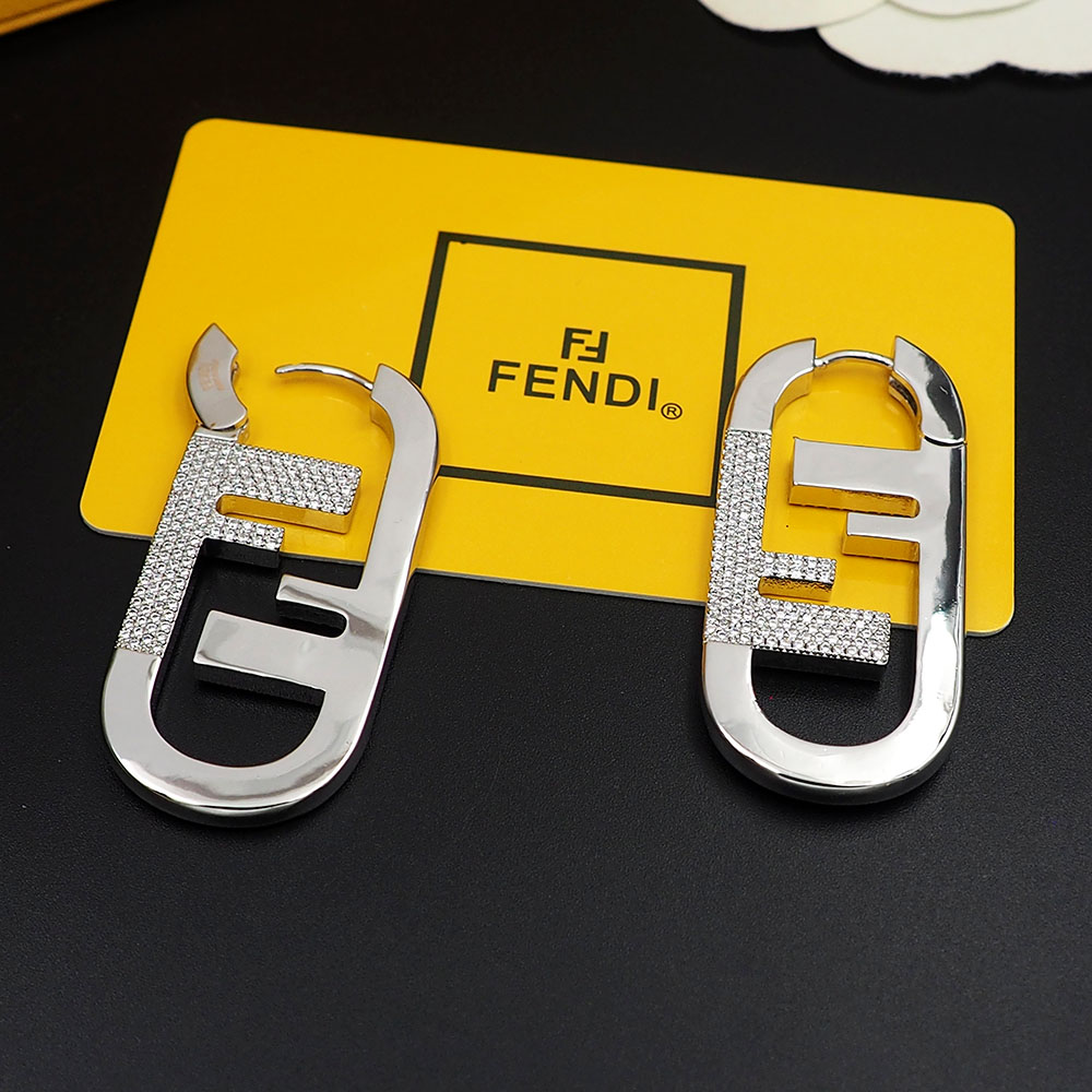 Fendi O’Lock Single Earring - DesignerGu