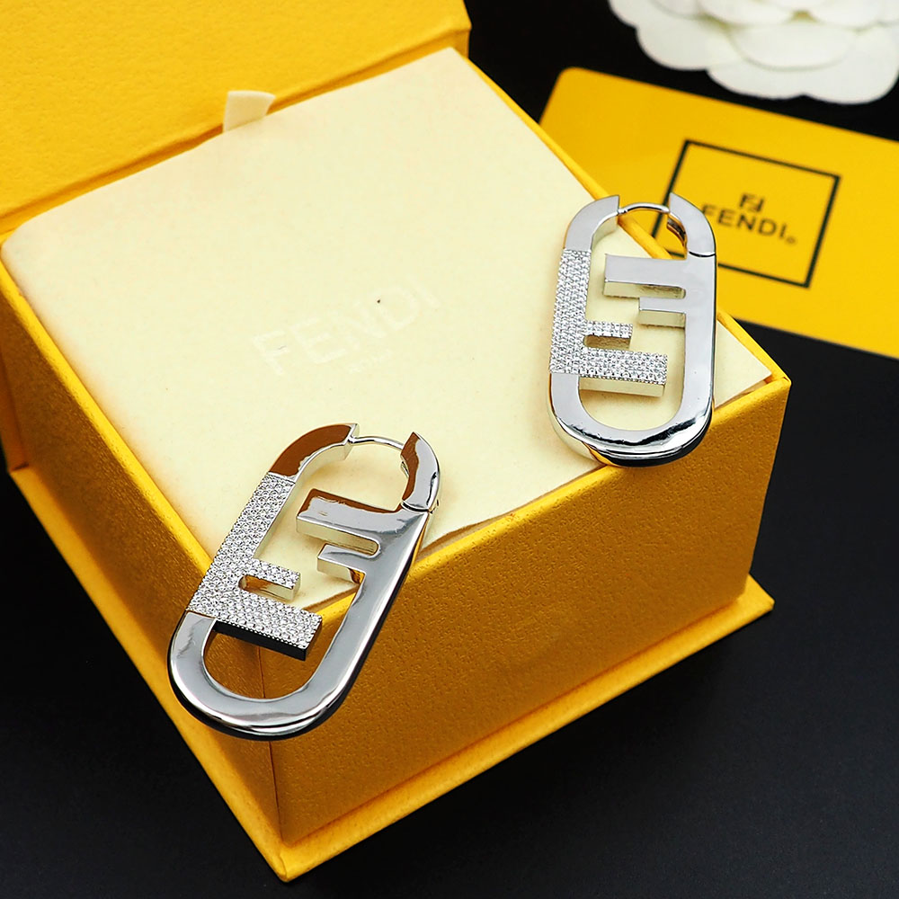 Fendi O’Lock Single Earring - DesignerGu