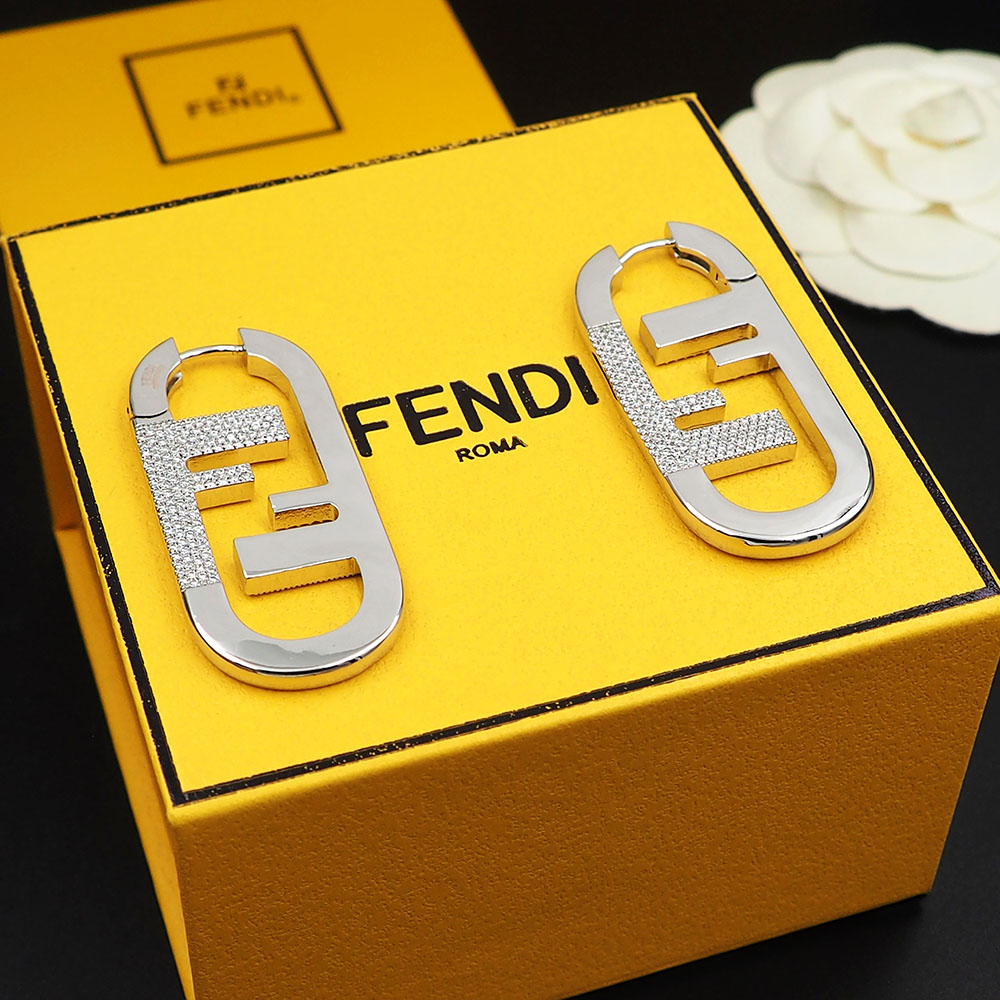 Fendi O’Lock Single Earring - DesignerGu