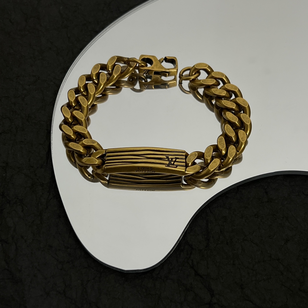 Louis Vuitton LV Epi Bracelet - DesignerGu