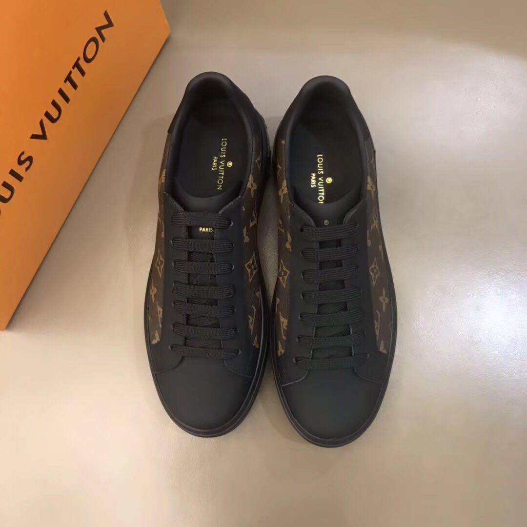 Louis Vuitton Monogram Sneakers - DesignerGu