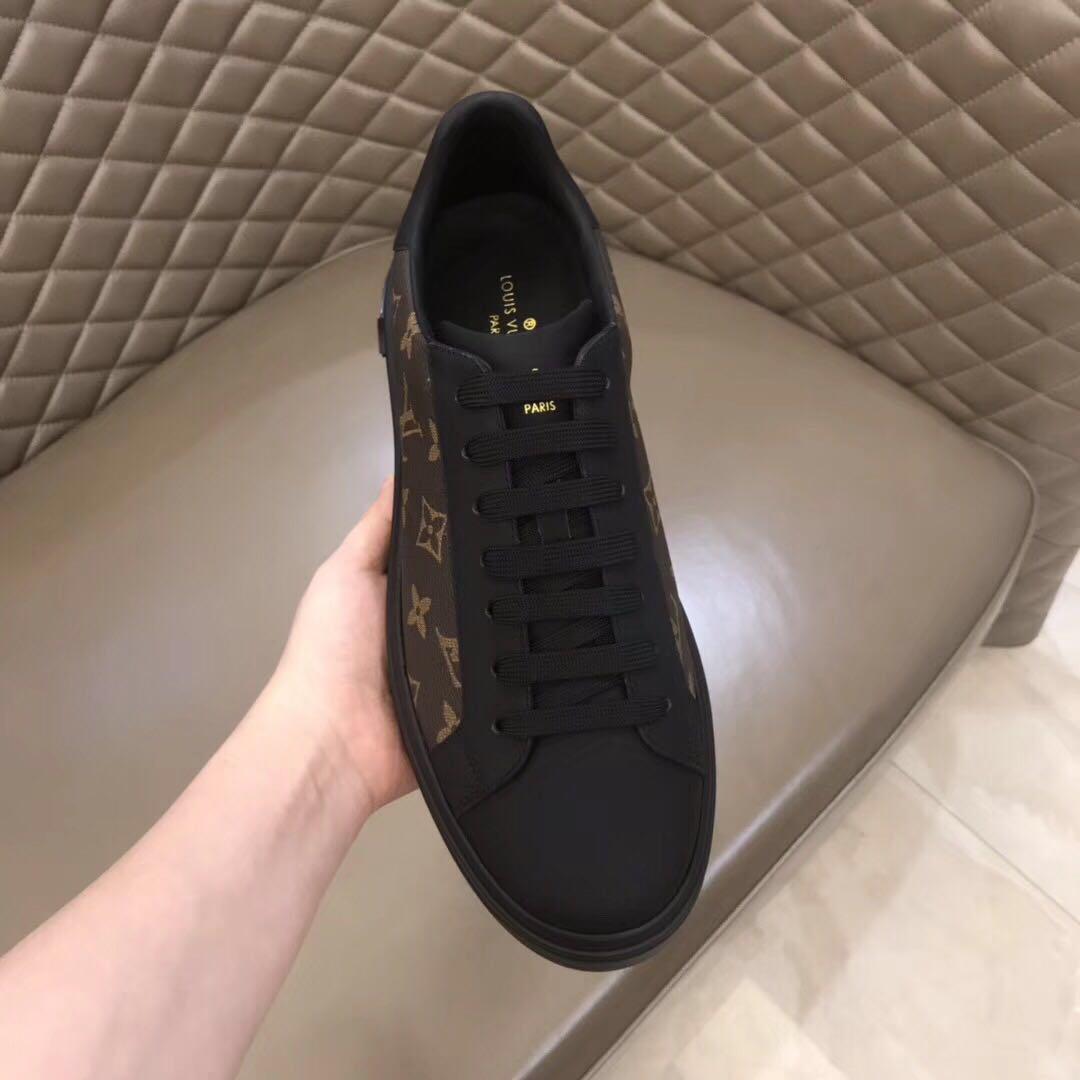 Louis Vuitton Monogram Sneakers - DesignerGu