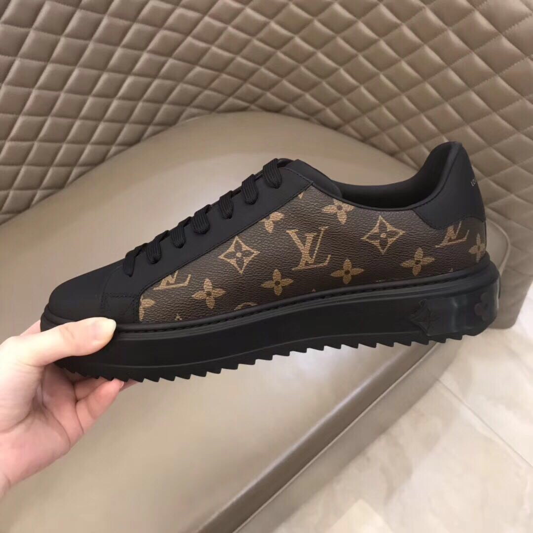 Louis Vuitton Monogram Sneakers - DesignerGu