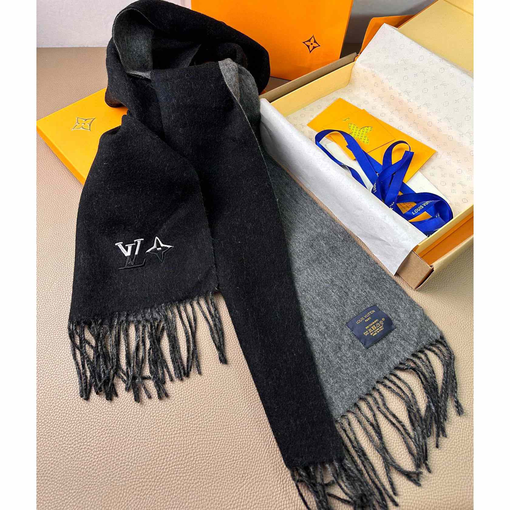 Louis Vitton LV Dual Scarf - DesignerGu