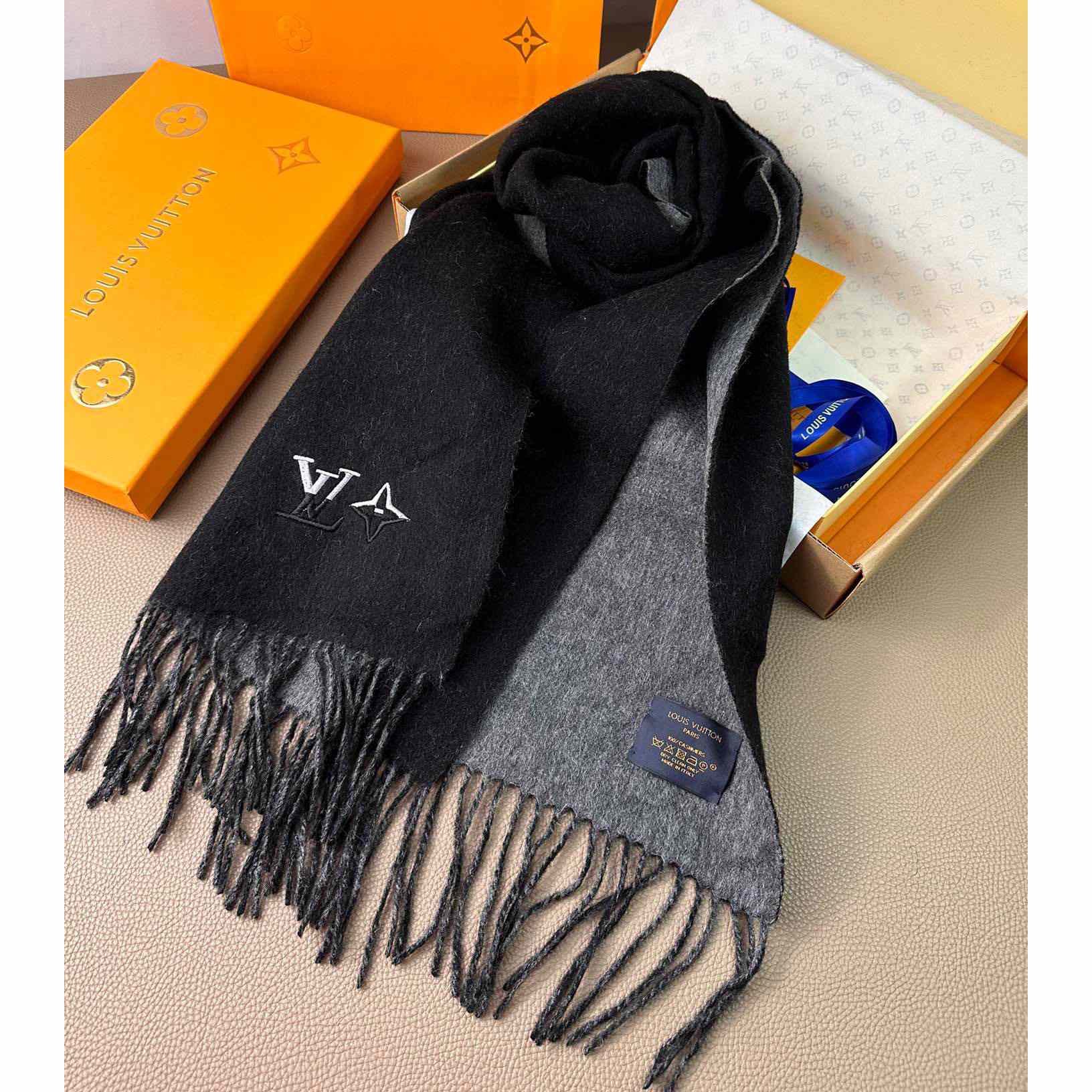 Louis Vitton LV Dual Scarf - DesignerGu