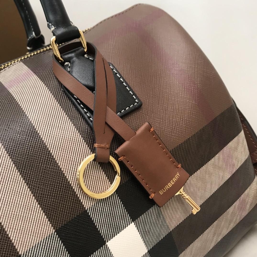 Burberry Medium Check-pattern Leather Bowling Bag (30 x 15 x 21cm) - DesignerGu