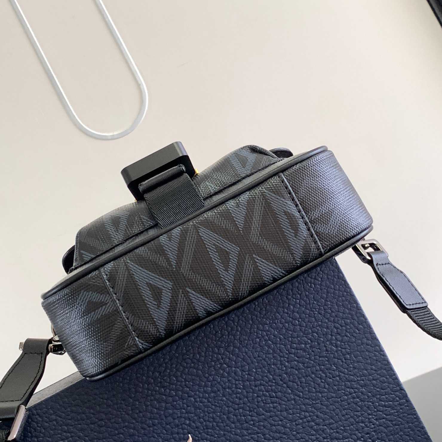 Dior Mini Dior Hit The Road Bag - DesignerGu