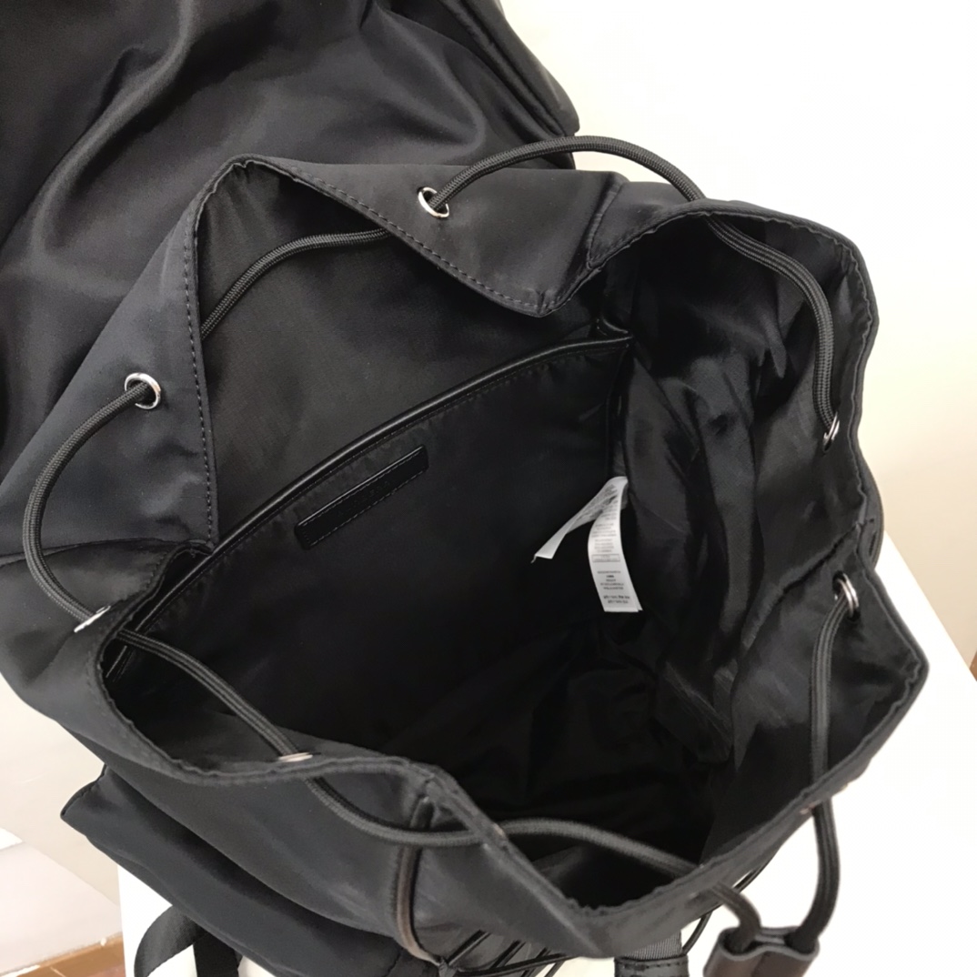 Burberry Murray Backpack - DesignerGu