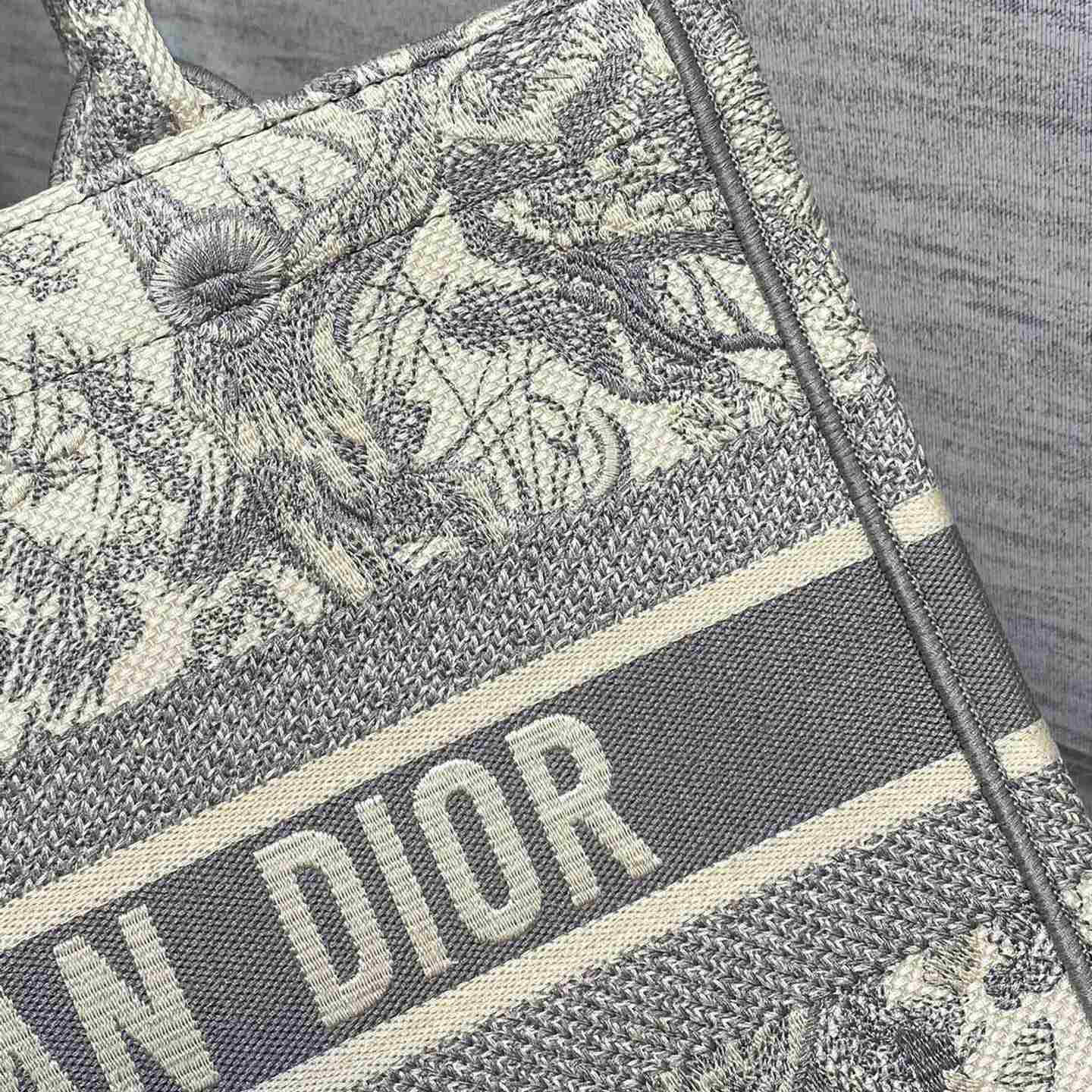 Dior Medium Dior Book Tote - DesignerGu