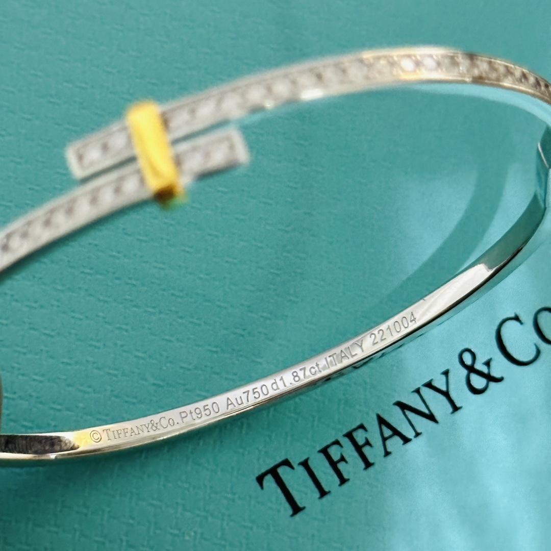 Tiffany&CO Hinged Bypass Bangle - DesignerGu