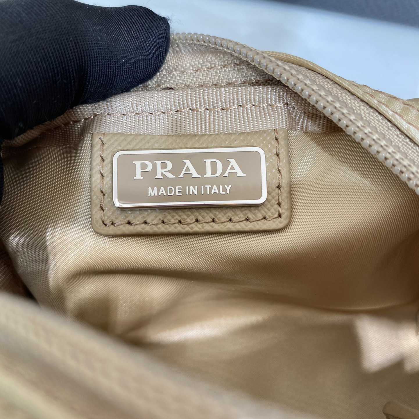 Prada Re-Nylon Necessaire - DesignerGu