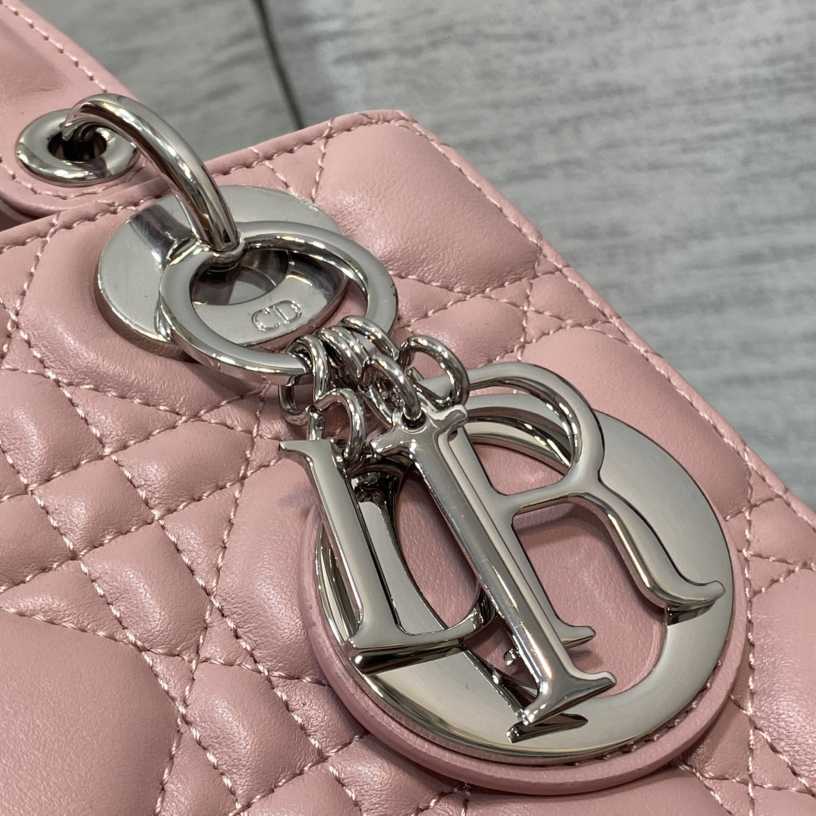 Dior Small Lady Dior Bag   20cm - DesignerGu