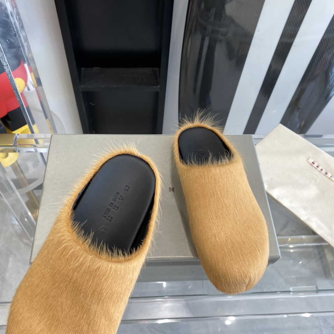 Marni Fussbett Slip-On Flat Mules - DesignerGu