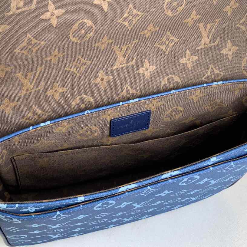 Louis Vuitton District PM  M23785 - DesignerGu