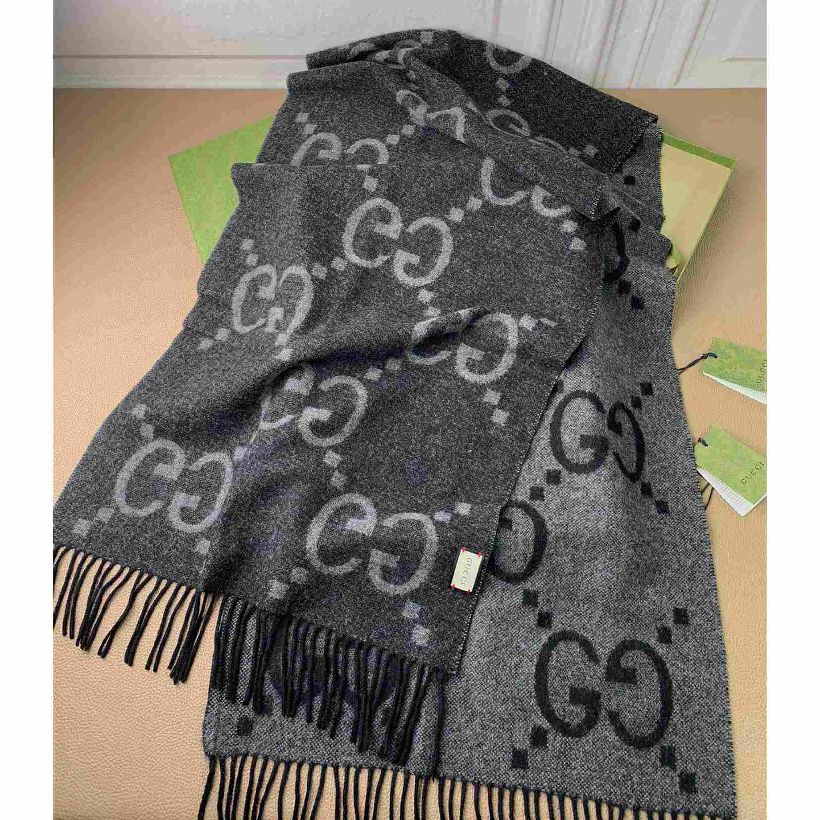 Gucci GG Wool Jacquard Scarf - DesignerGu