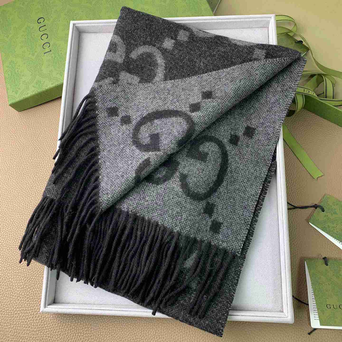 Gucci GG Wool Jacquard Scarf - DesignerGu