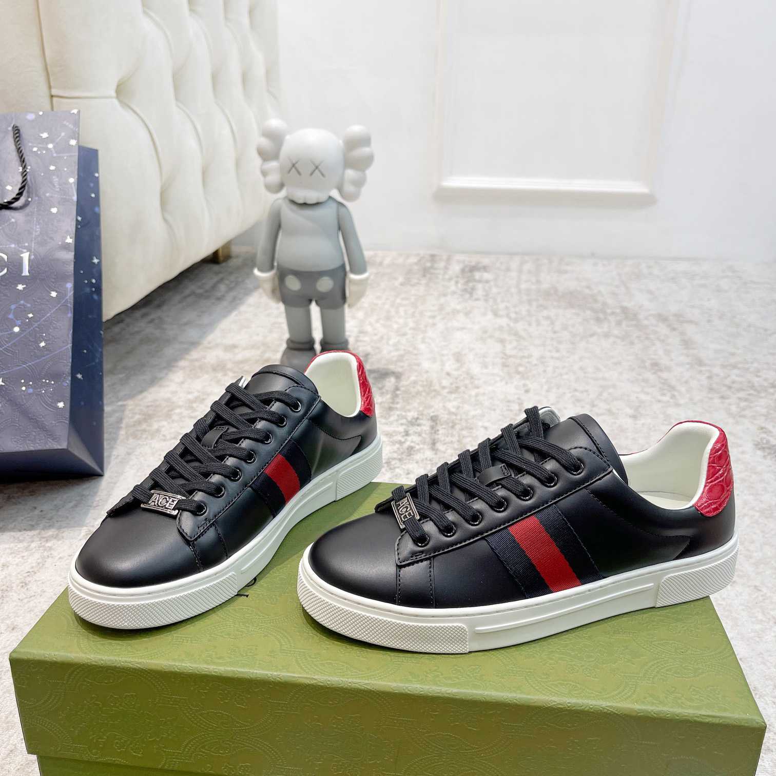 Gucci Ace Sneaker With Web - DesignerGu