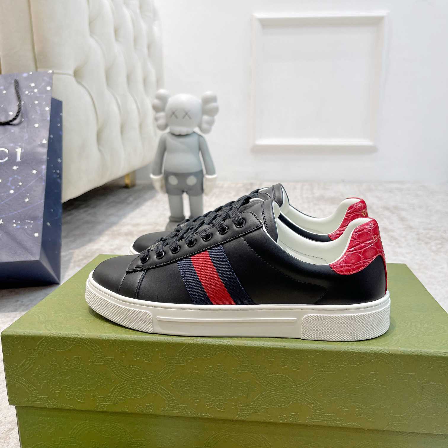 Gucci Ace Sneaker With Web - DesignerGu