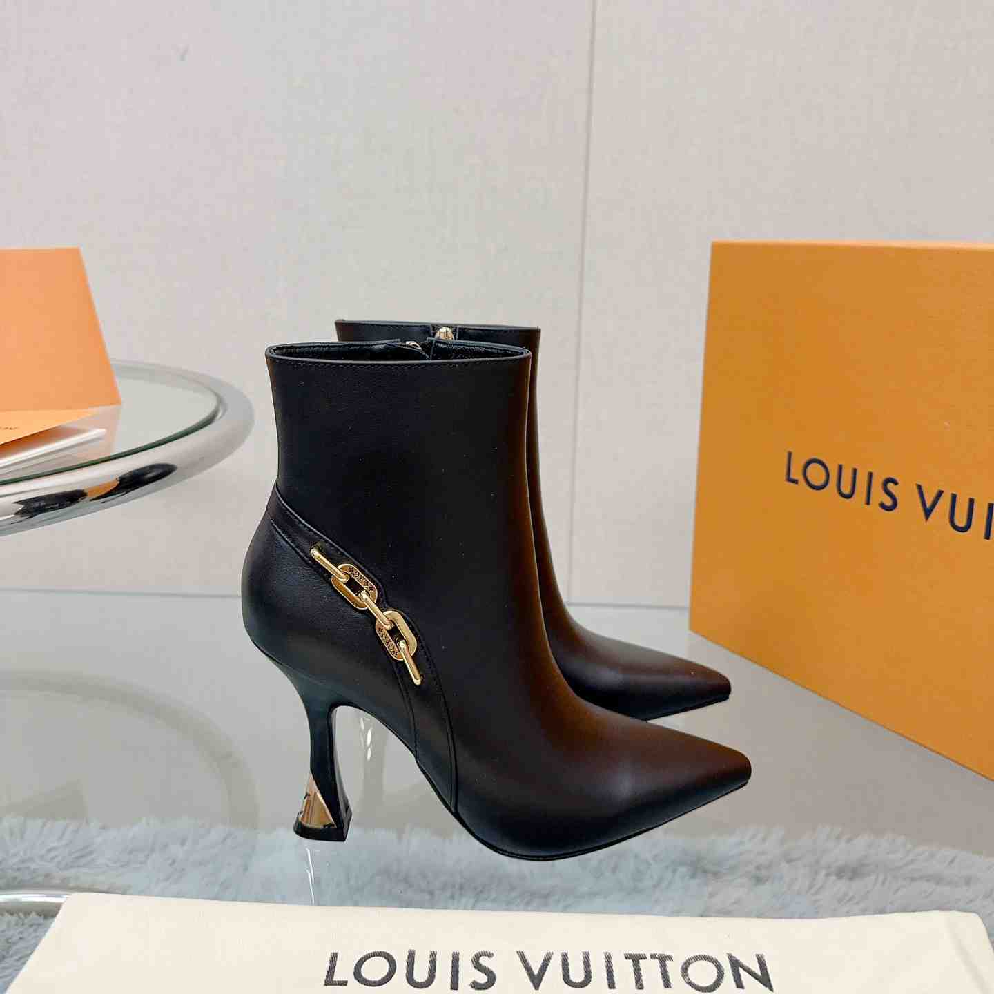 Louis Vuitton Sparkle Ankle Boot - DesignerGu