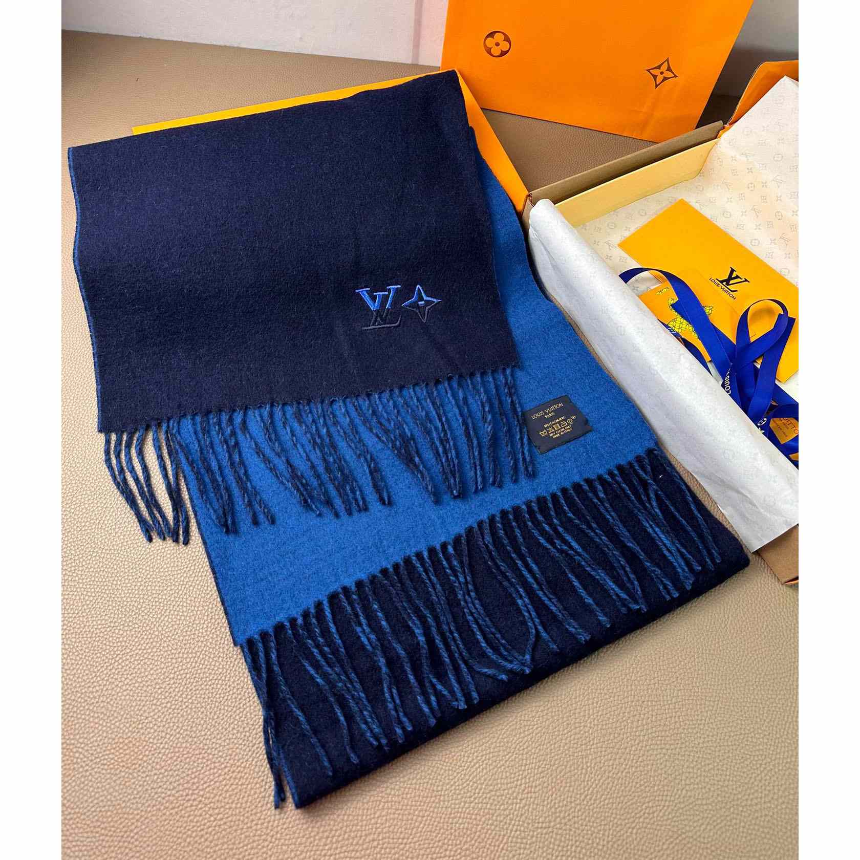 Louis Vitton LV Dual Scarf - DesignerGu