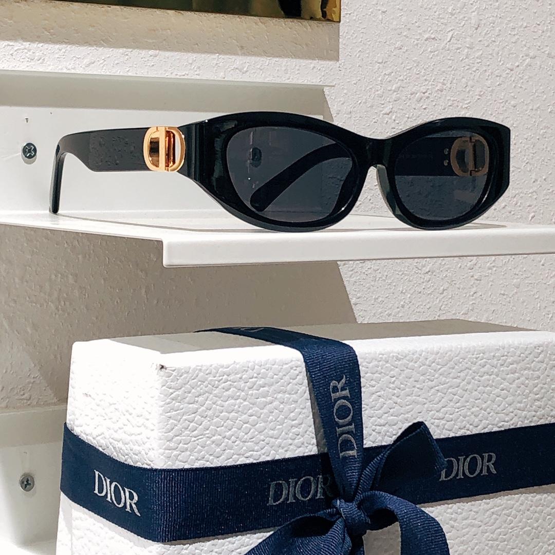 Dior 30Montaigne S9U Sunglasses - DesignerGu