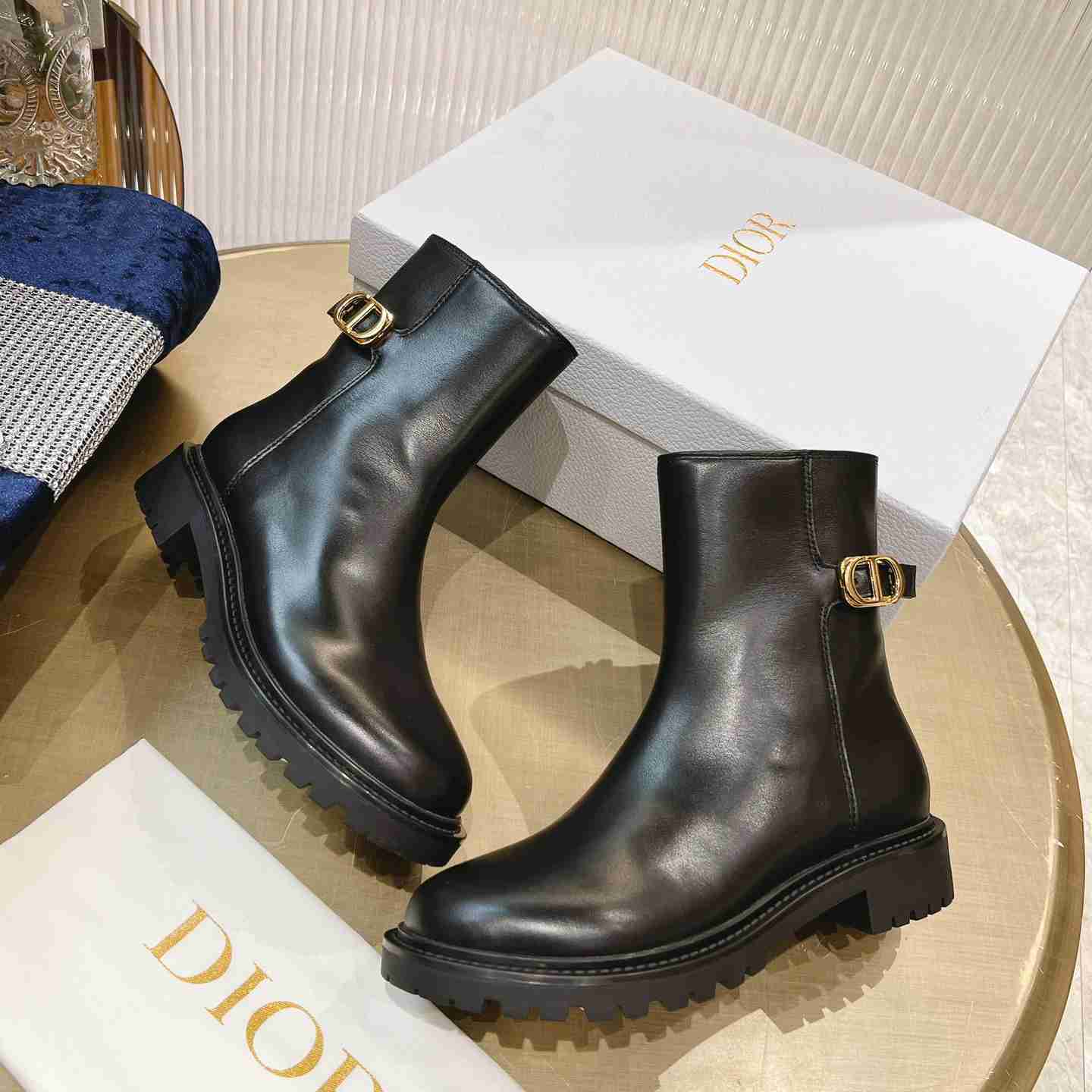 Dior 30 Montaigne Ankle Boot - DesignerGu