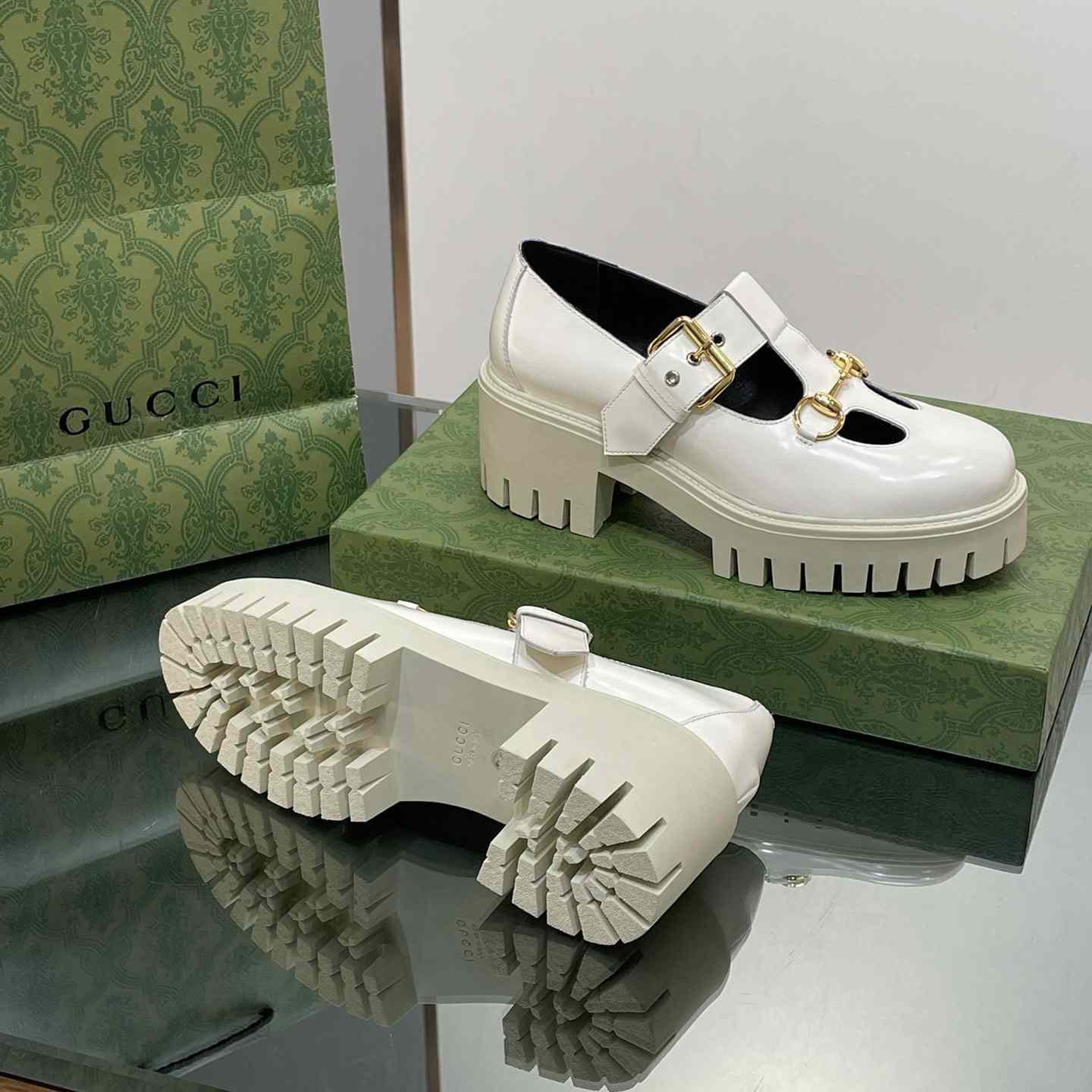 Gucci Women's Loafer With Horsebit - DesignerGu