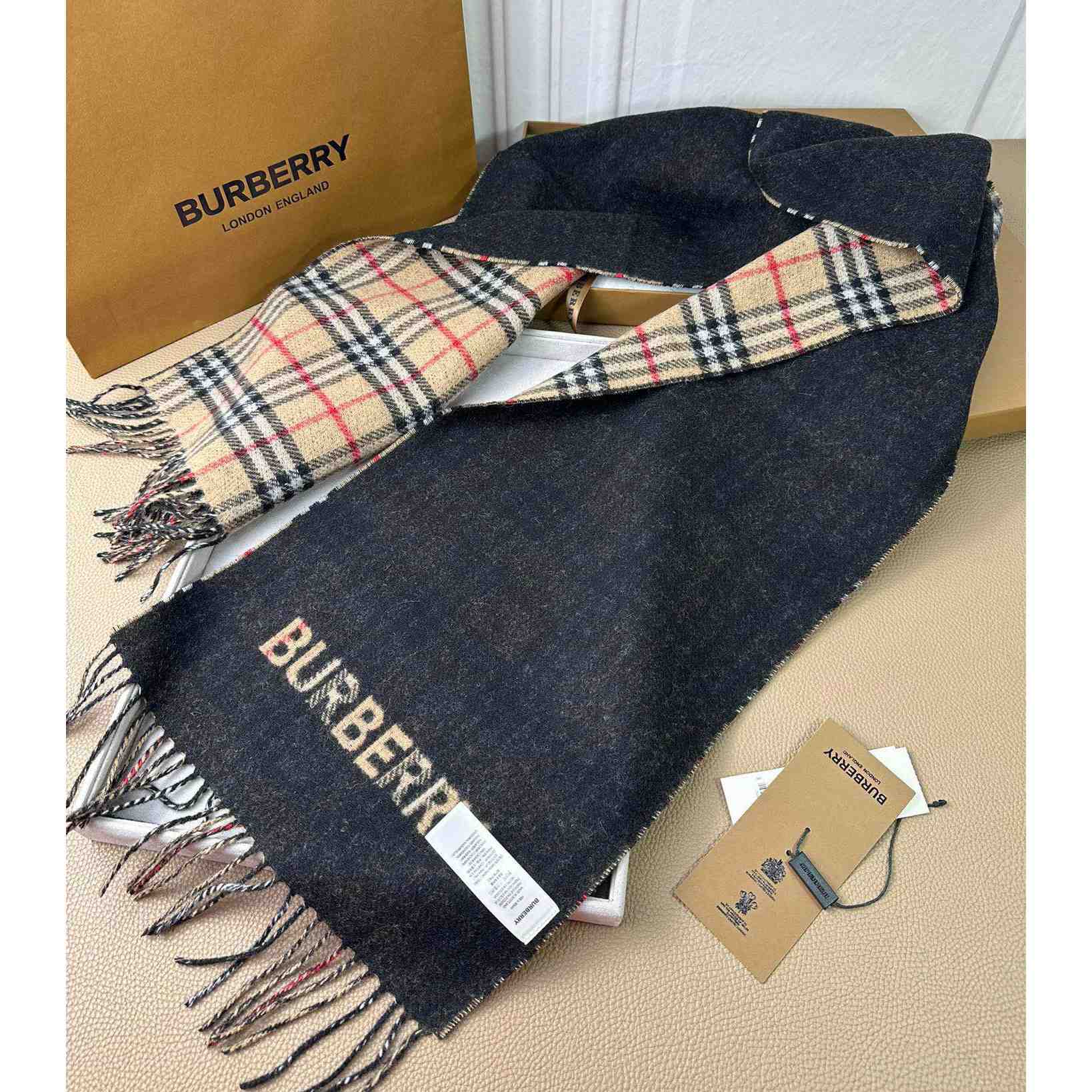 Burberry Reversible Check Cashmere Scarf - DesignerGu