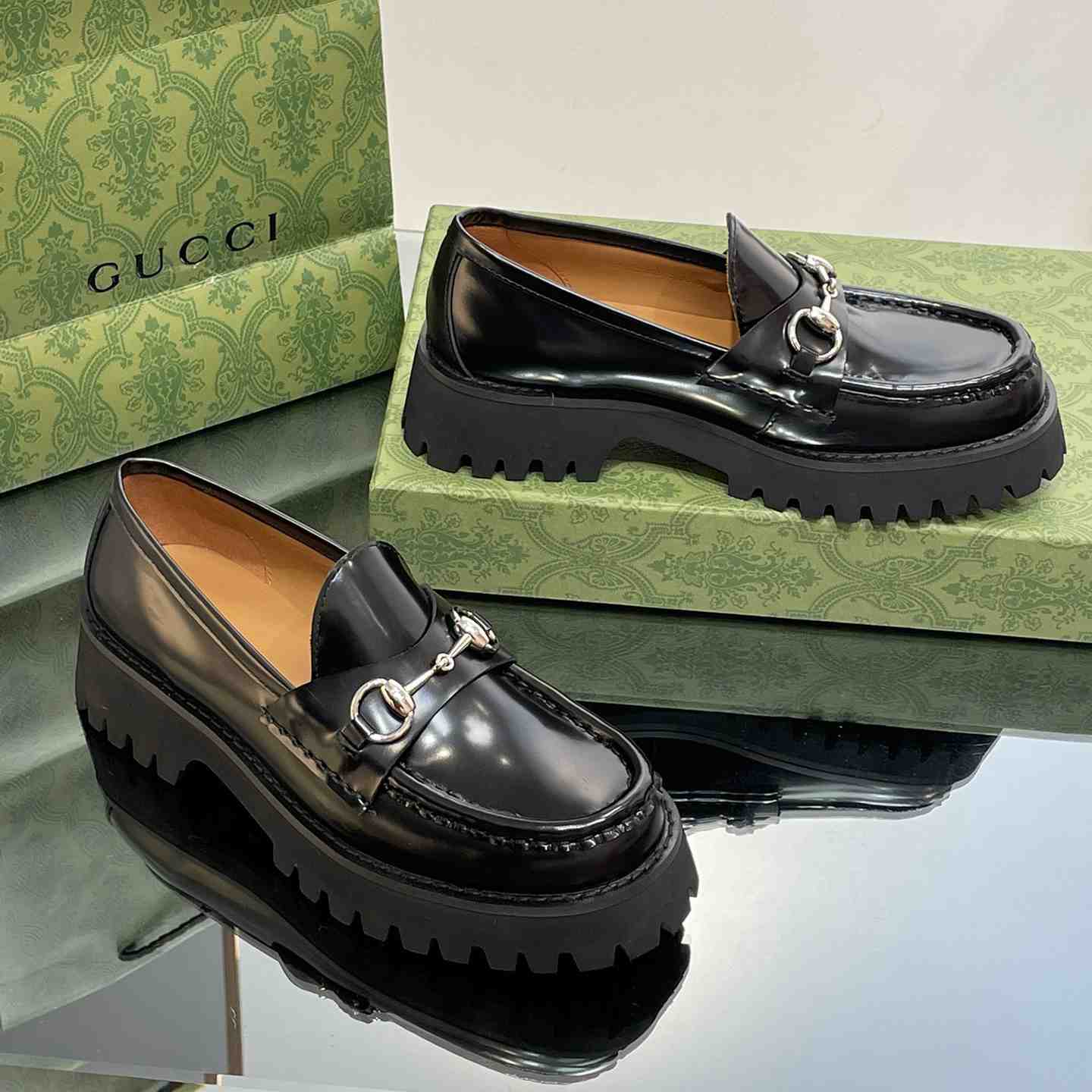 Gucci Women's Loafer With Horsebit - DesignerGu