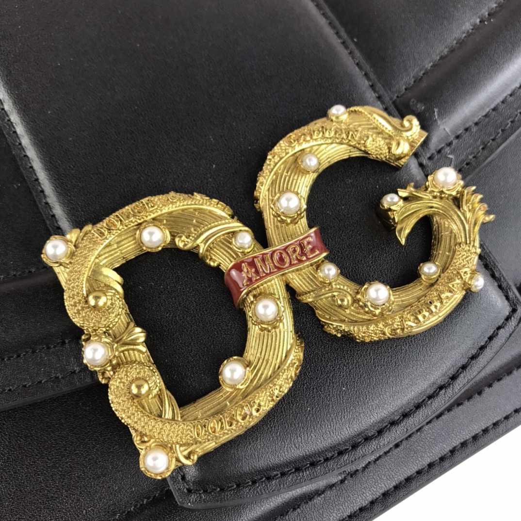 Dolce & Gabbana Small Dg Amore Bag  (27*18*8cm) - DesignerGu