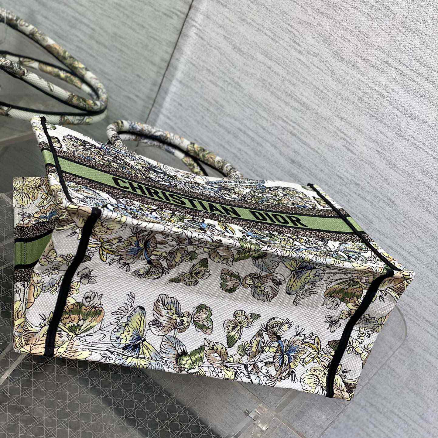 Dior Medium Dior Book Tote - DesignerGu