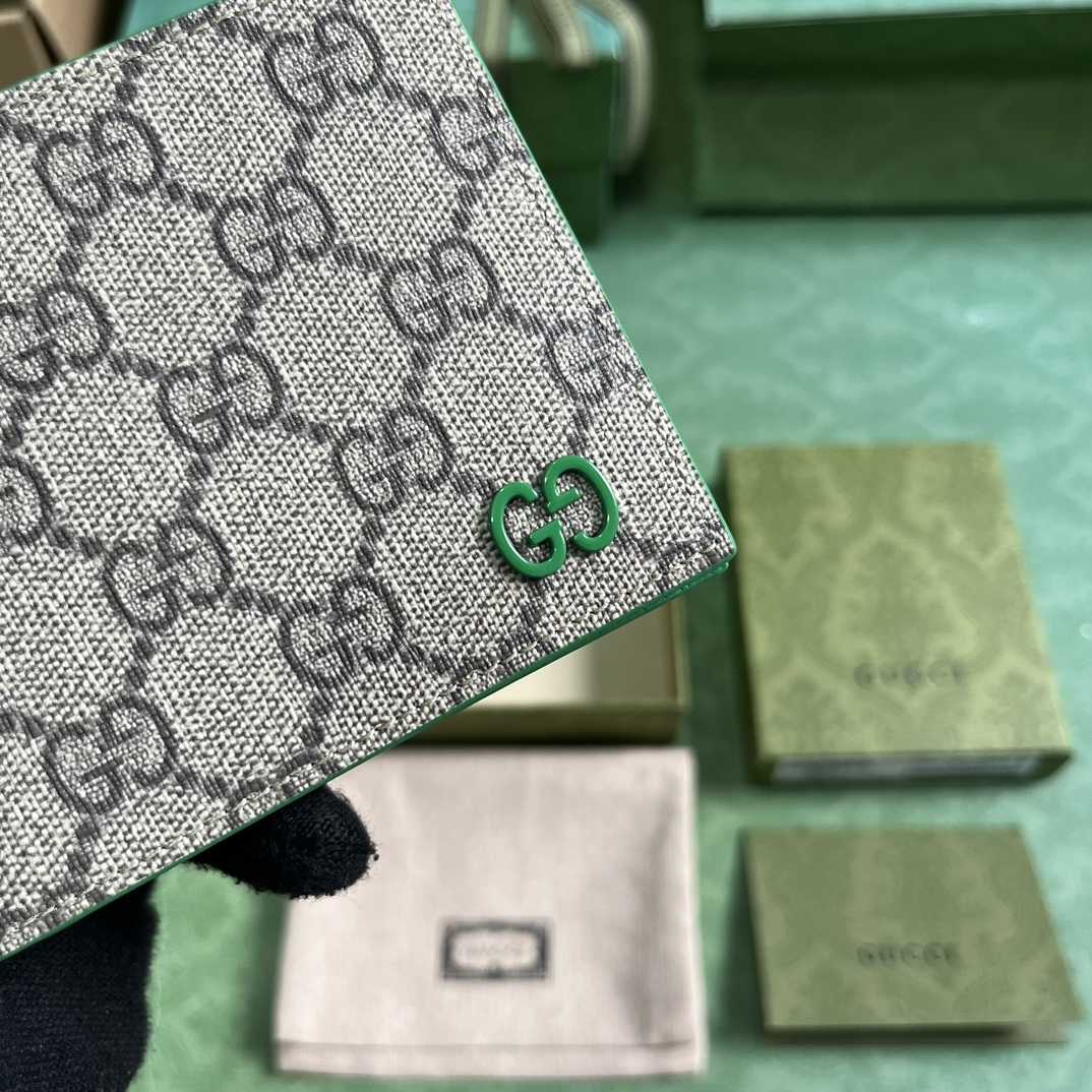 Gucci Wallet With GG Detail - DesignerGu