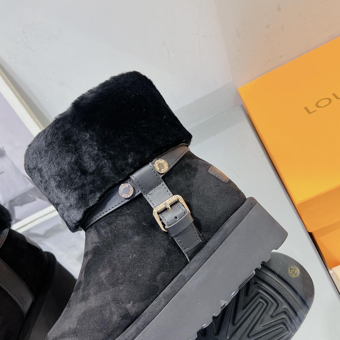 Louis Vuitton Aspen Platform Ankle Boot   - DesignerGu