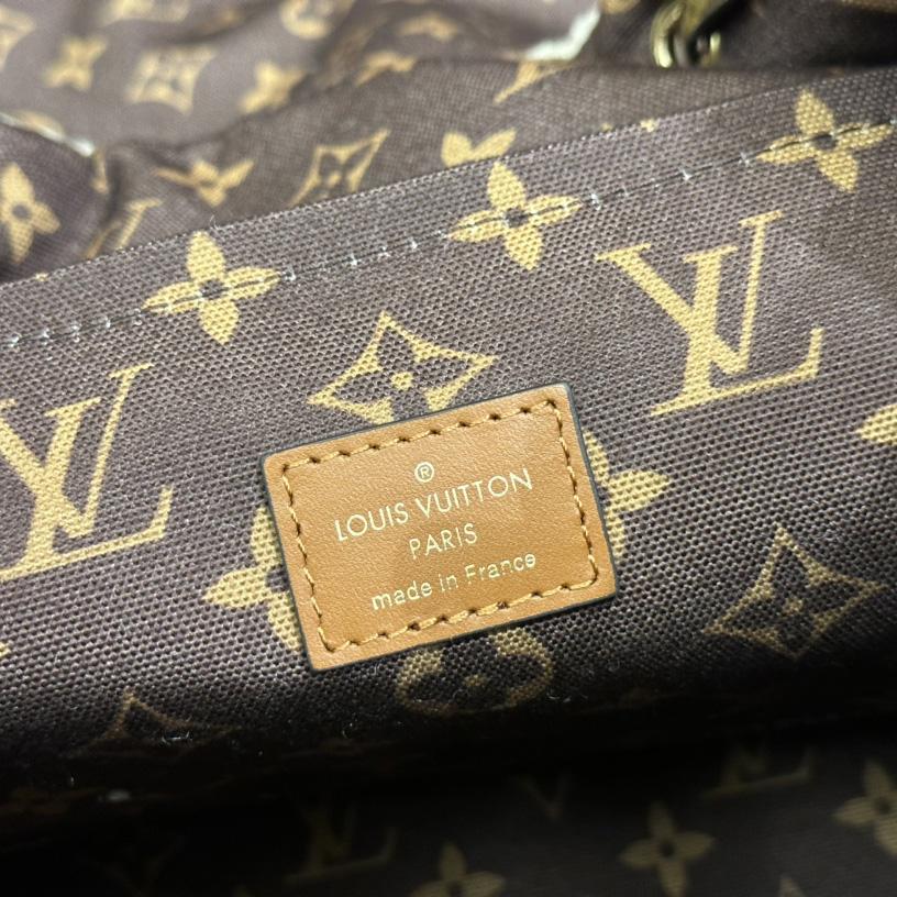 Louis Vuitton LV SKI Backpack   M23384 - DesignerGu