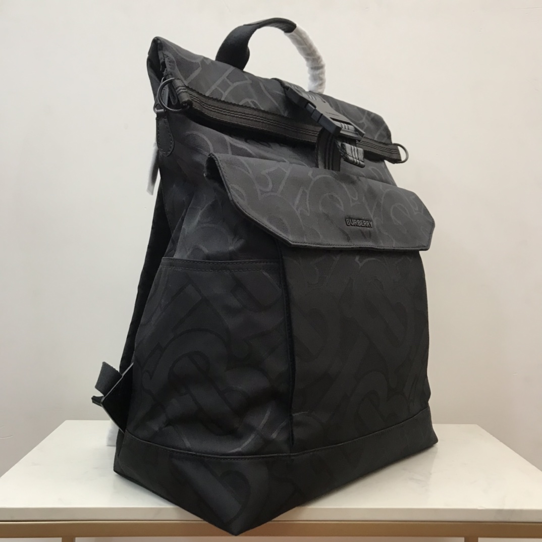 Burberry Orville Backpack - DesignerGu