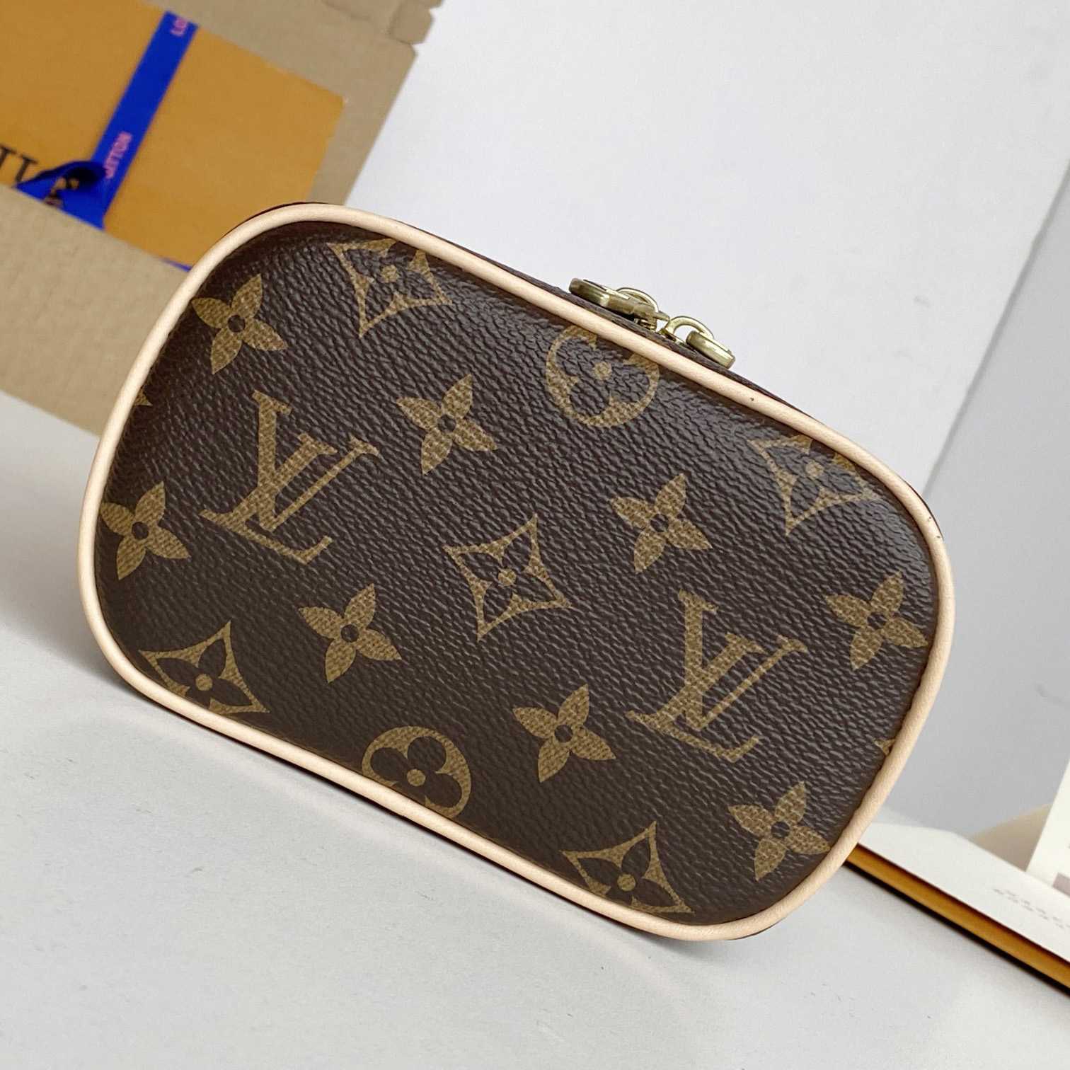 Louis Vuitton Nice Nano Toiletry Pouch  (14 x 10.2 x 8.5cm)  M44936 - DesignerGu