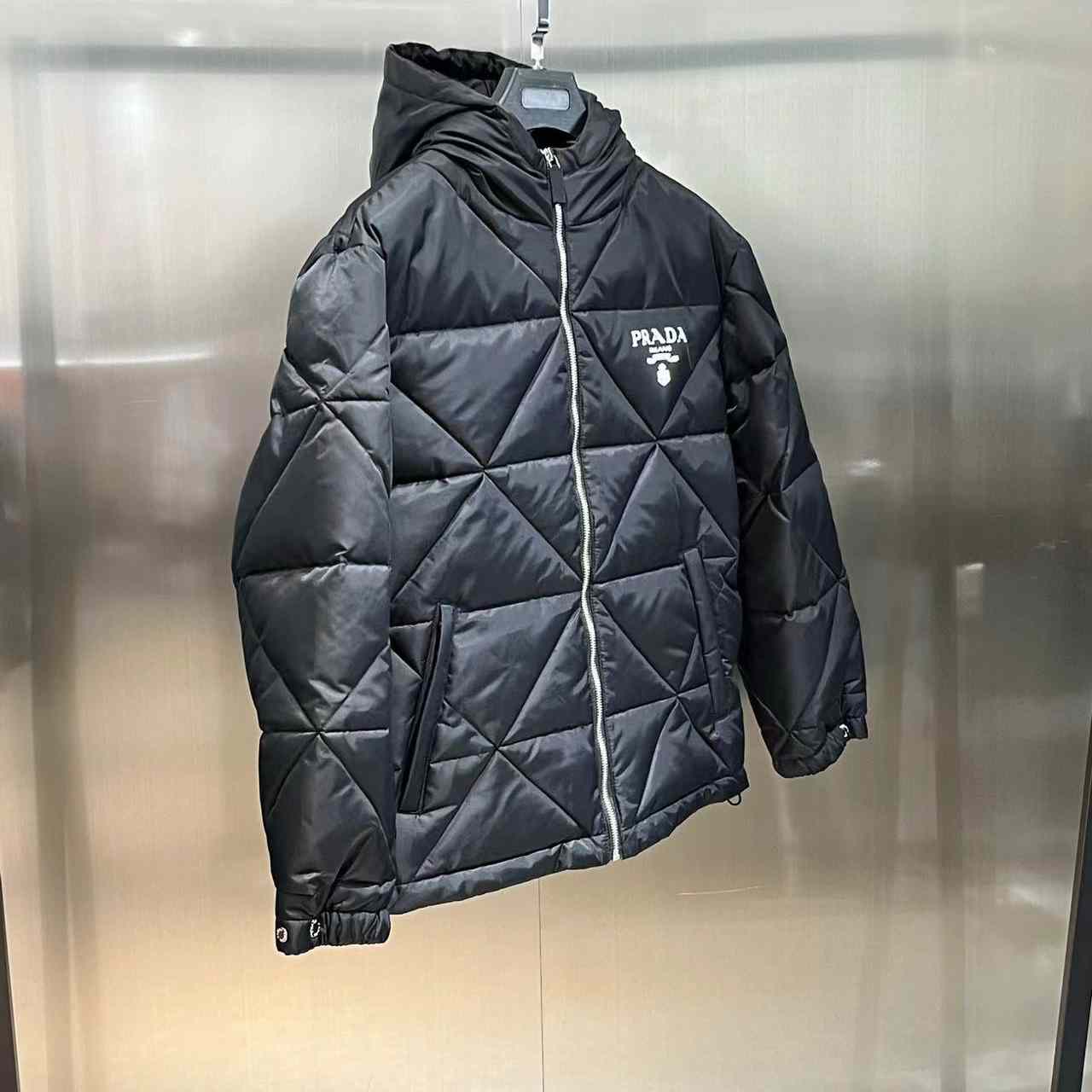 Prada Cropped Re-Nylon Down Jacket - DesignerGu