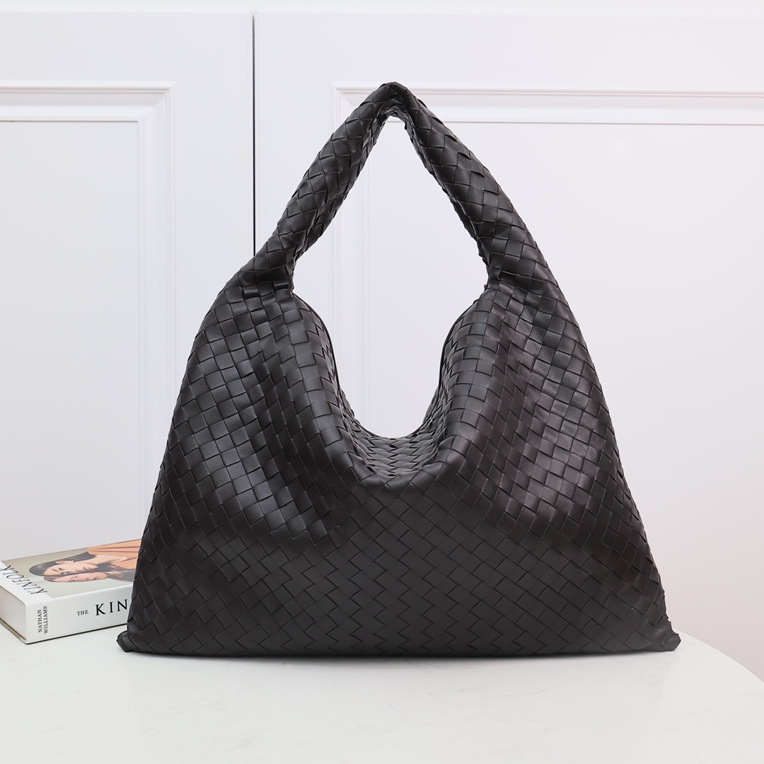 Bottega Veneta Large Hop - DesignerGu