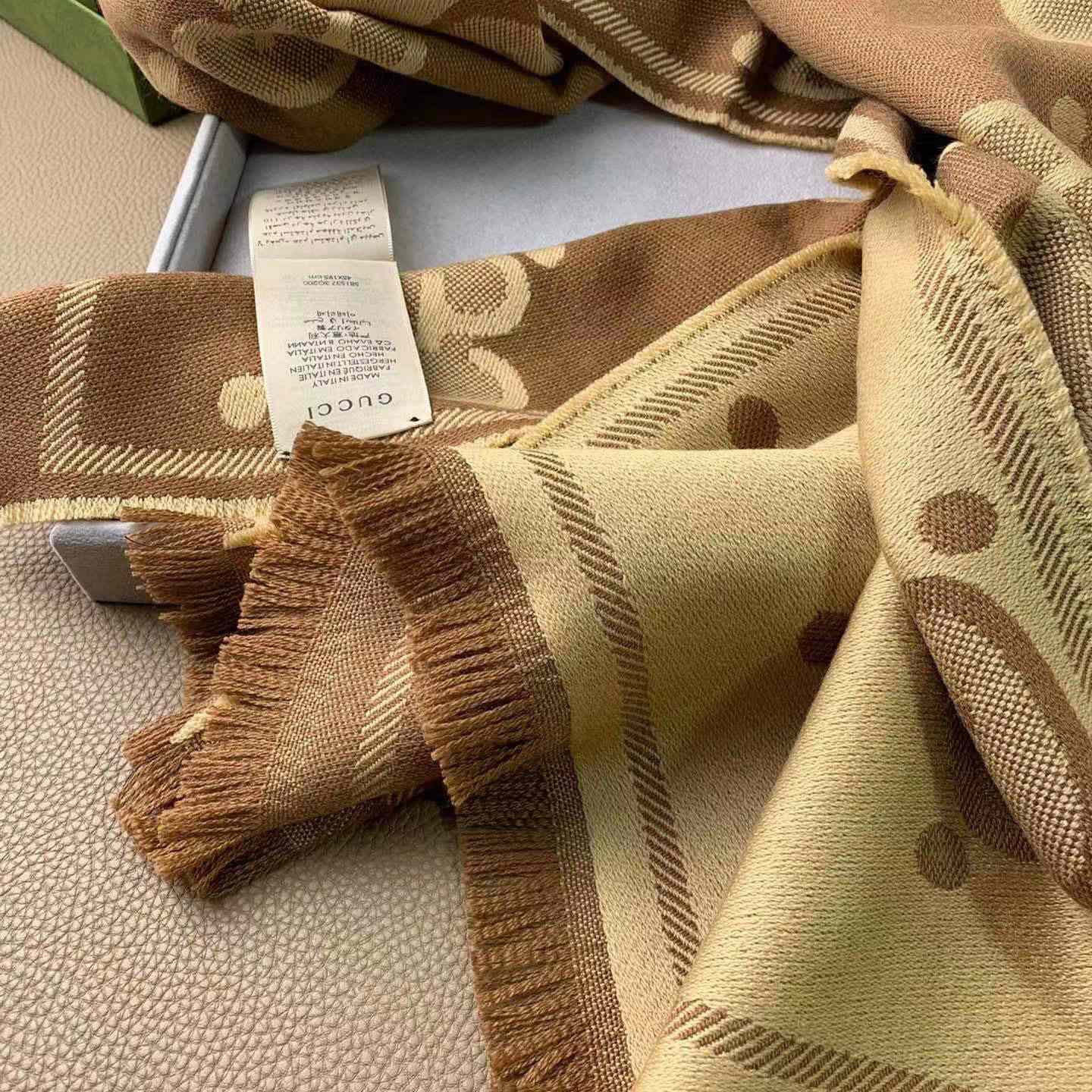 Gucci GG Pattern Scarf - DesignerGu