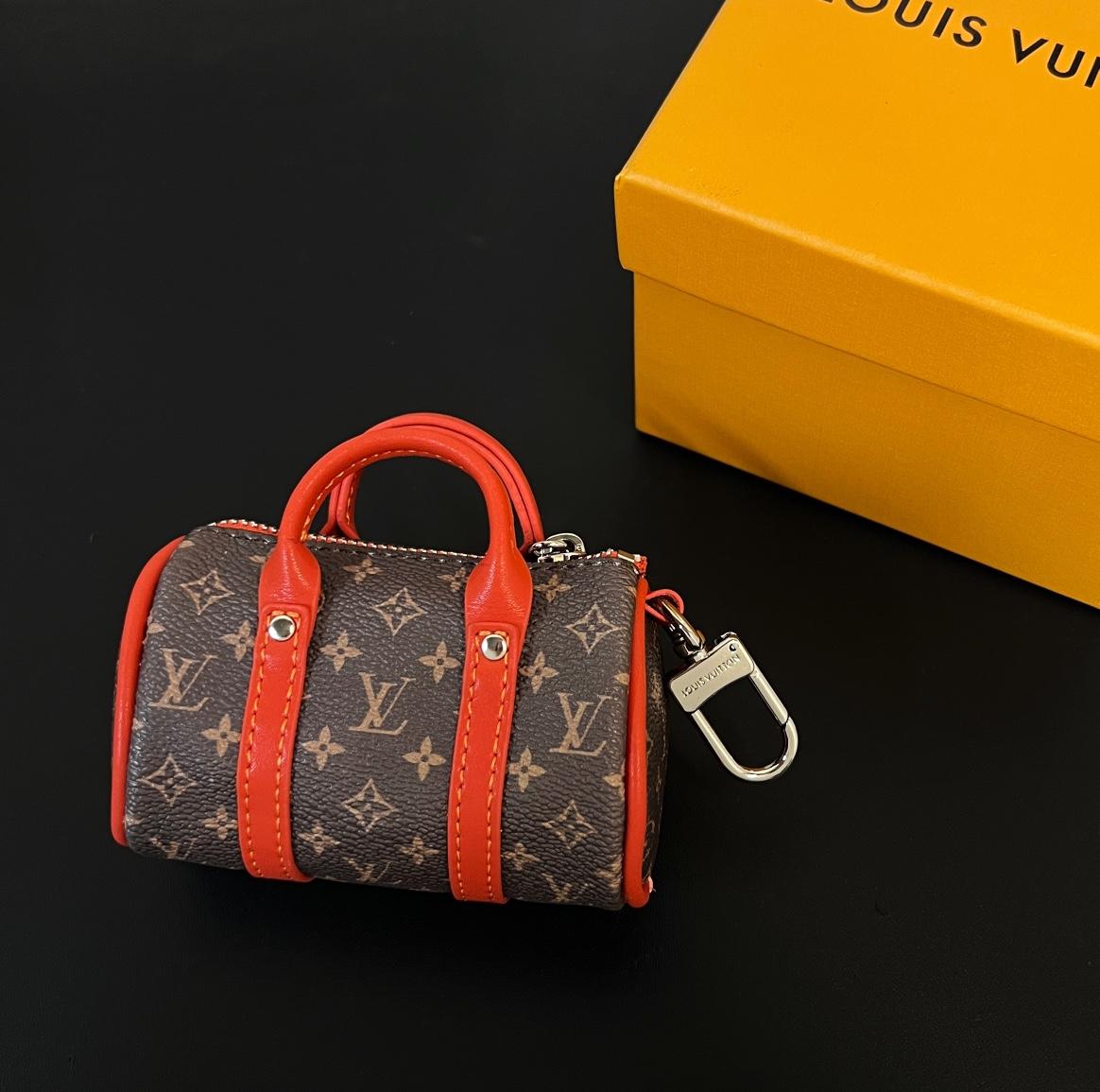 Louis Vuitton LV Colormania Mini Keepall Pouch   M01521 - DesignerGu