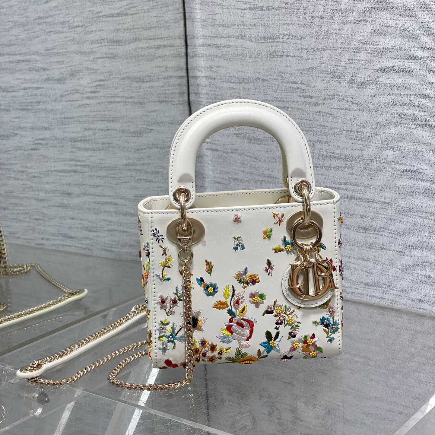 Dior Mini Lady Dior Bag - DesignerGu