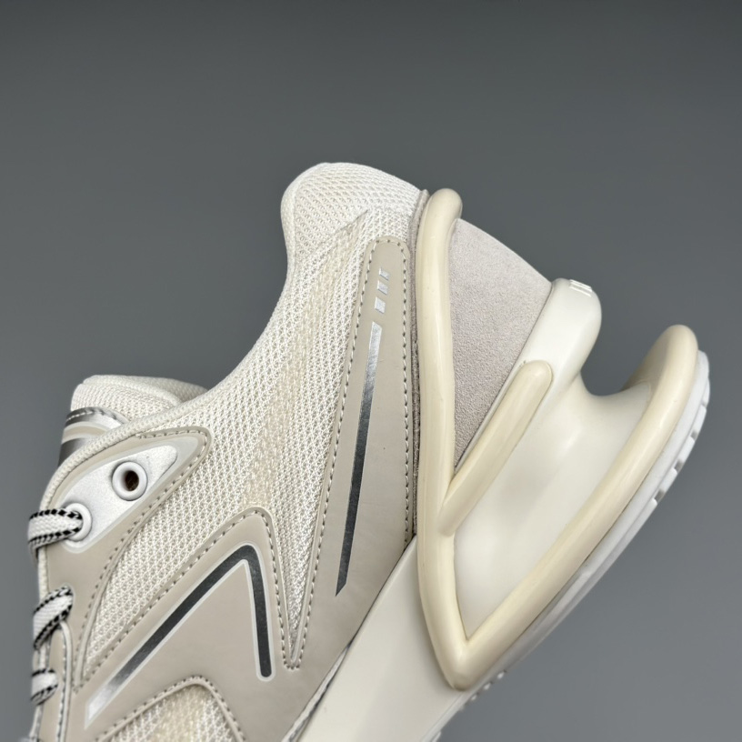 Fendi First 1 White Fabric Running Shoe - DesignerGu