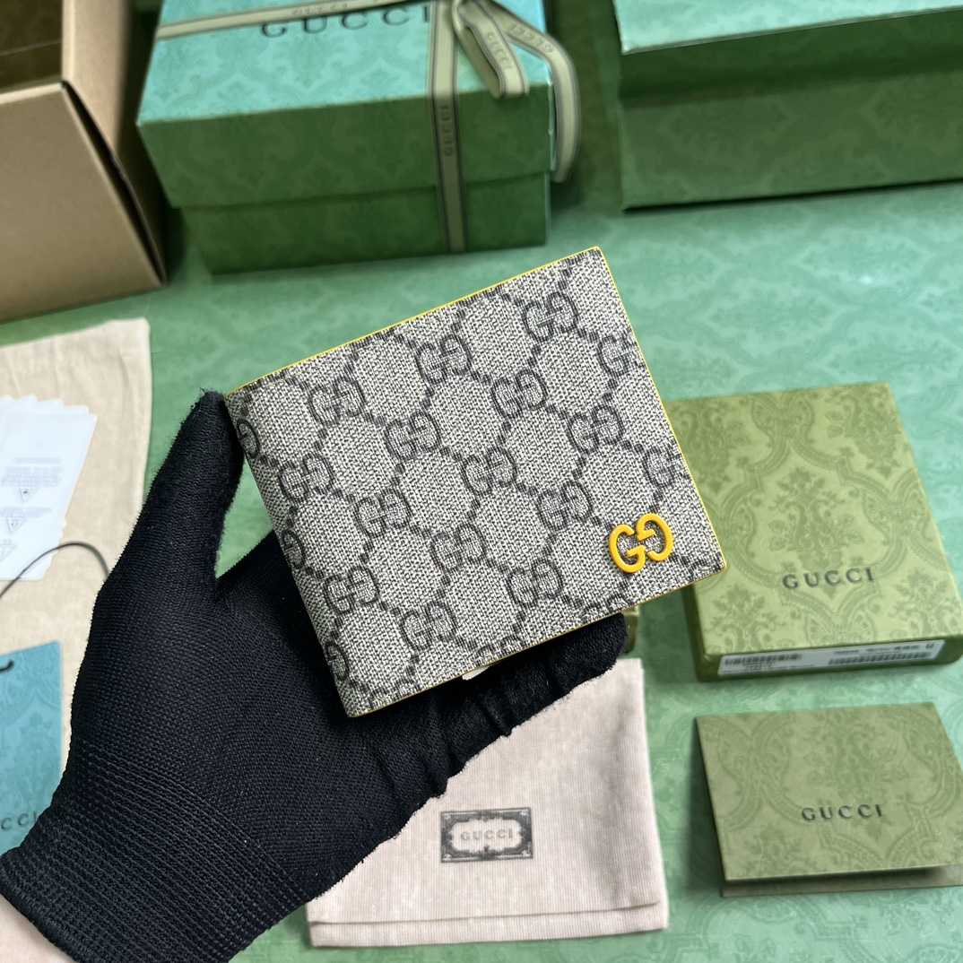 Gucci Wallet With GG Detail - DesignerGu