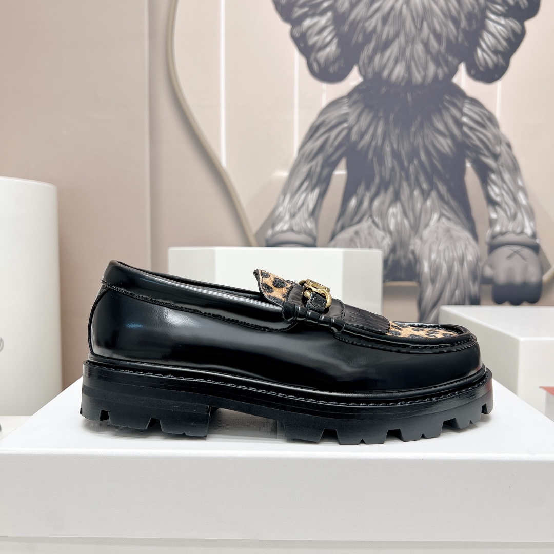 Celine Margaret Loafer With Triomphe In Polished Bull & Leopard Printed Hairy Calfskin Cal - DesignerGu