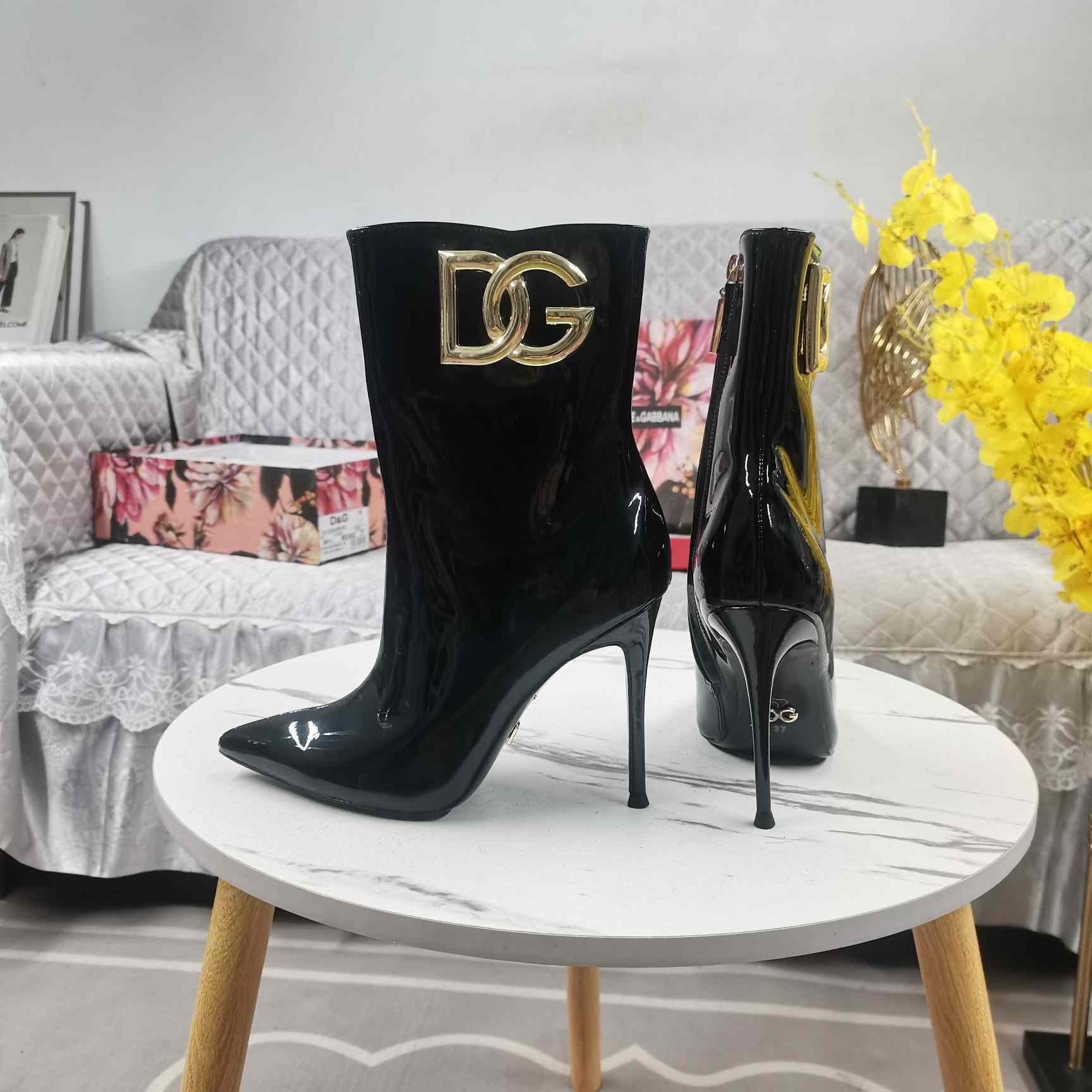 Dolce & Gabbana Calfskin Ankle Boots - DesignerGu