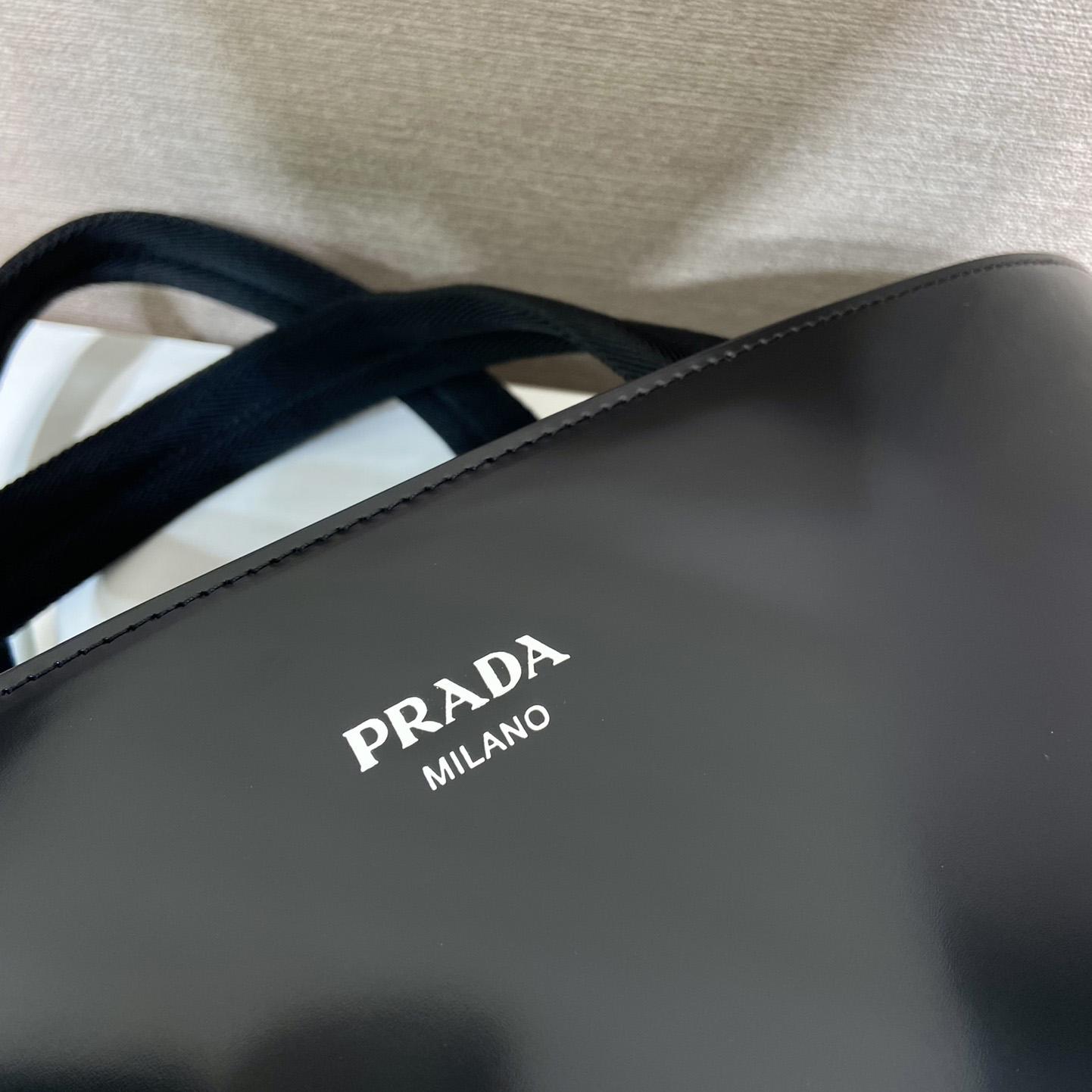 Prada Brushed Leather Tote With Water Bottle - DesignerGu