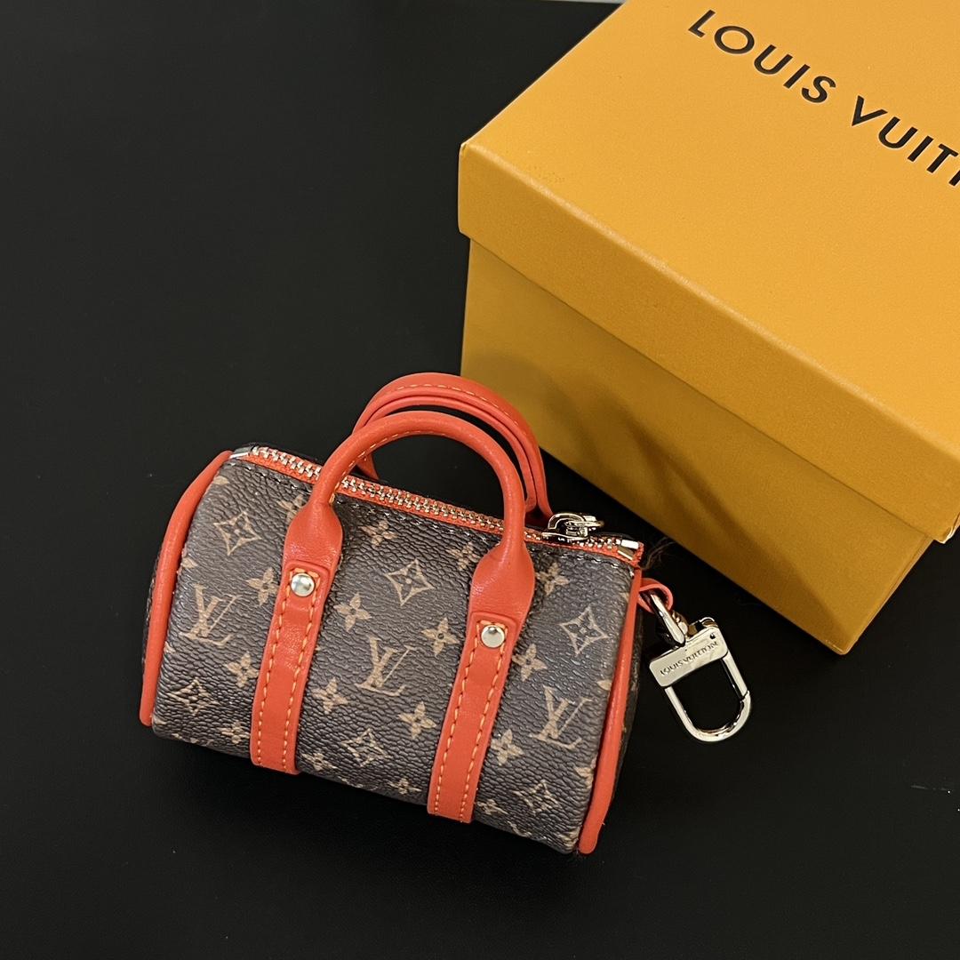 Louis Vuitton LV Colormania Mini Keepall Pouch   M01522 - DesignerGu