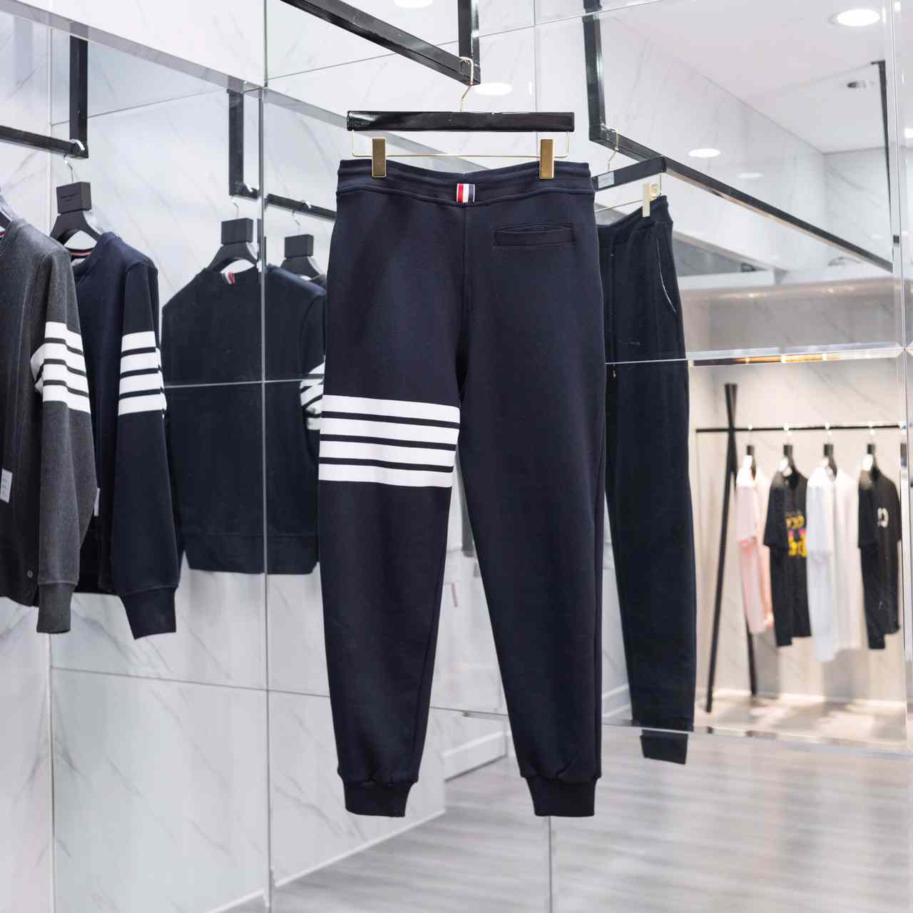 Thom Browne Pants - DesignerGu